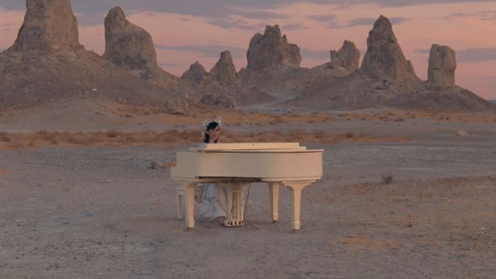 Lo Siento BB, la nueva canción de Bad Bunny con Julieta Venegas