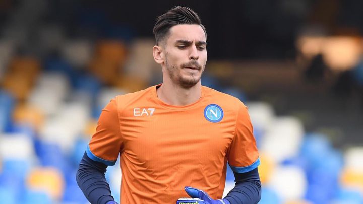 Alex Meret, arquero del Napoli y compañero de David Ospina