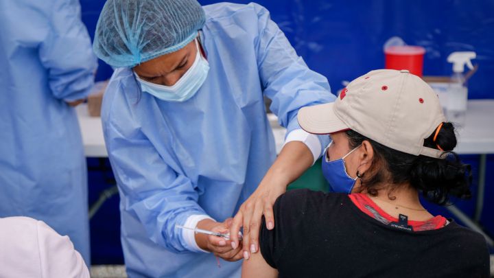 Sigue todo lo relacionado con el coronavirus en vivo y en directo. Casos, noticias y muertes provocadas por el Covid-19 en Colombia el 17 de octubre de 2021