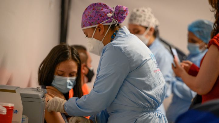 Coronavirus en Colombia en vivo: casos, vacunación y últimas medidas | hoy 2 de diciembre