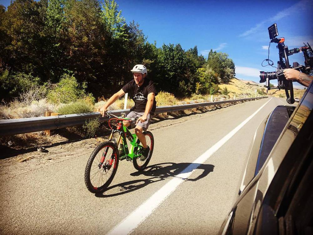 Paul Basagoitia vuelve a montar en bici