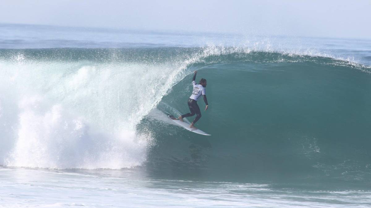 ¡Aritz Aranburu gana el Capítulo Perfeito en Nazaré!