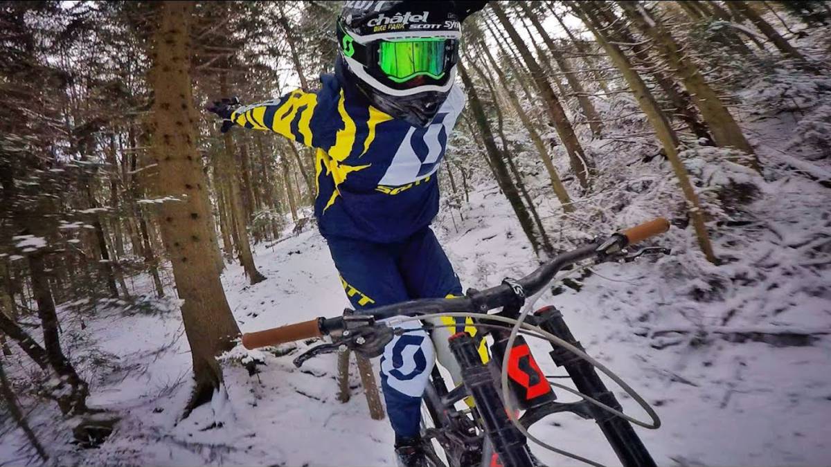 DH sobre nieve video