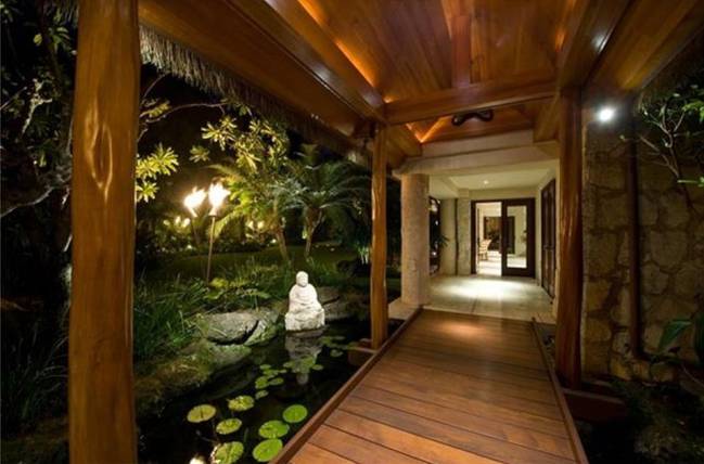 Jardín de la mansión de Kelly Slater
