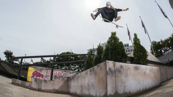 Leticia Bufoni, Kickflip Red Bull Hart Lines 2017