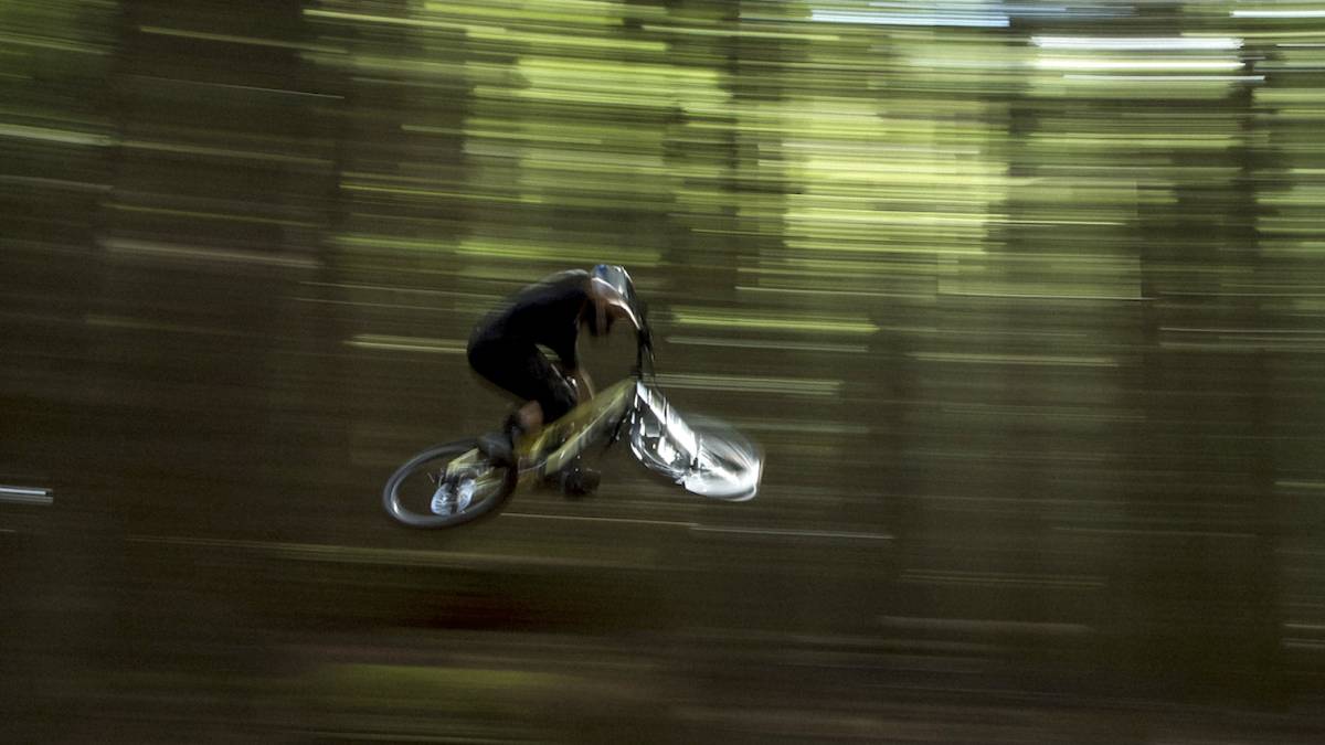 Rock and roll para los oídos, Mountain bike en las venas
