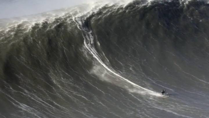 Andrew Cotton Nazaré raw surf ritxi goya