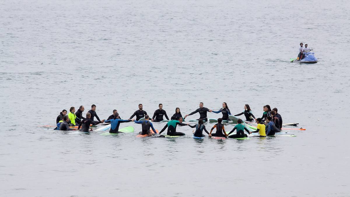 Homenaje surf Ignacio Echeverría
