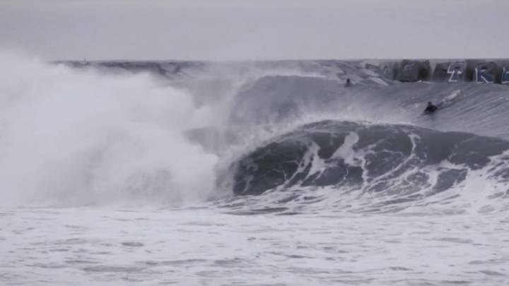 Olas Barcelona, viento, fuerza, white whater surf bodyboard frank moran studio