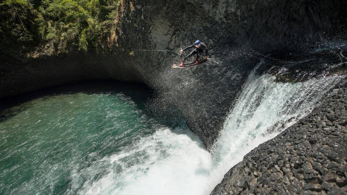 video Siete tazas wakeboard Steel Lafferty