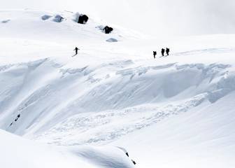 Mueren tres españoles en una avalancha y otros dos resultan heridos