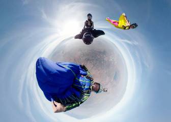 ¿A quién le hace un wingsuit rodeo en realidad virtual?