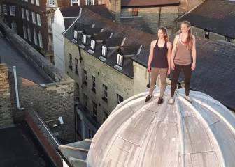 Renae Dambly y Saskia Neville, de tejado en tejado entre Brighton y Cambridge