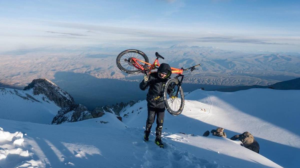 Kilian Bron descenso mtb volcán