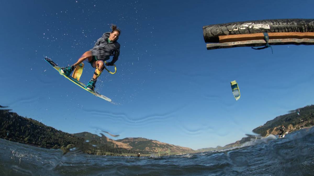 julia castro hood jam kite