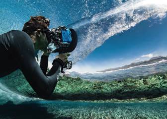 Surface, la historia del fotógrafo submarino de surf Ben Thouard