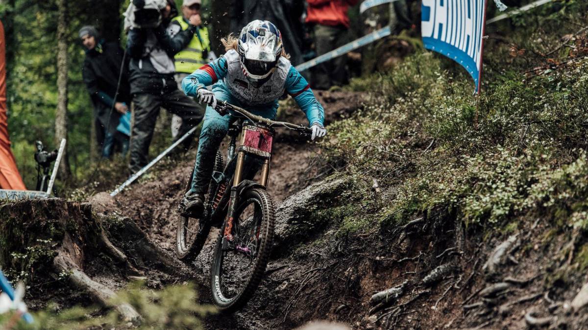 Atherton hace historia y Suárez termina en el Top 15 en La Bresse