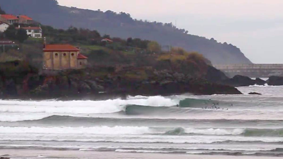 Mundaka, 5 noviembre 2018 surf olas pais vasco