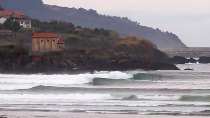 Mundaka, 5 noviembre 2018 surf olas pais vasco