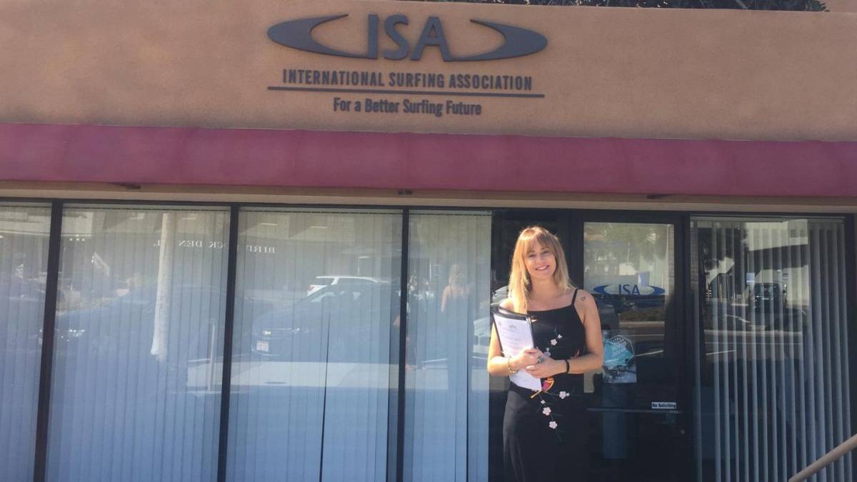 PAÍS VASCO ESPAÑA EUROPA VIZCAYA DEPORTES IREKIA surf federación vasca ehsf isa international surfing association peticion maialen saez
