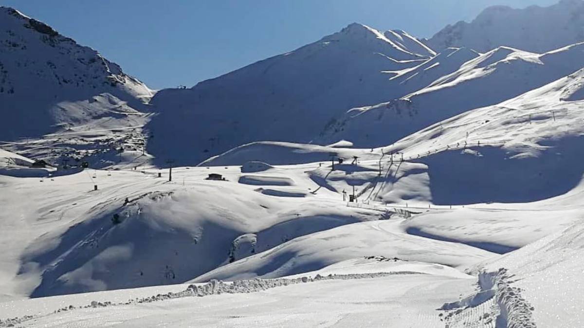 Boí Taüll Resort - Noviembre vista general estacion esqui españa pirineo catalan 2018 premio nieve montañas
