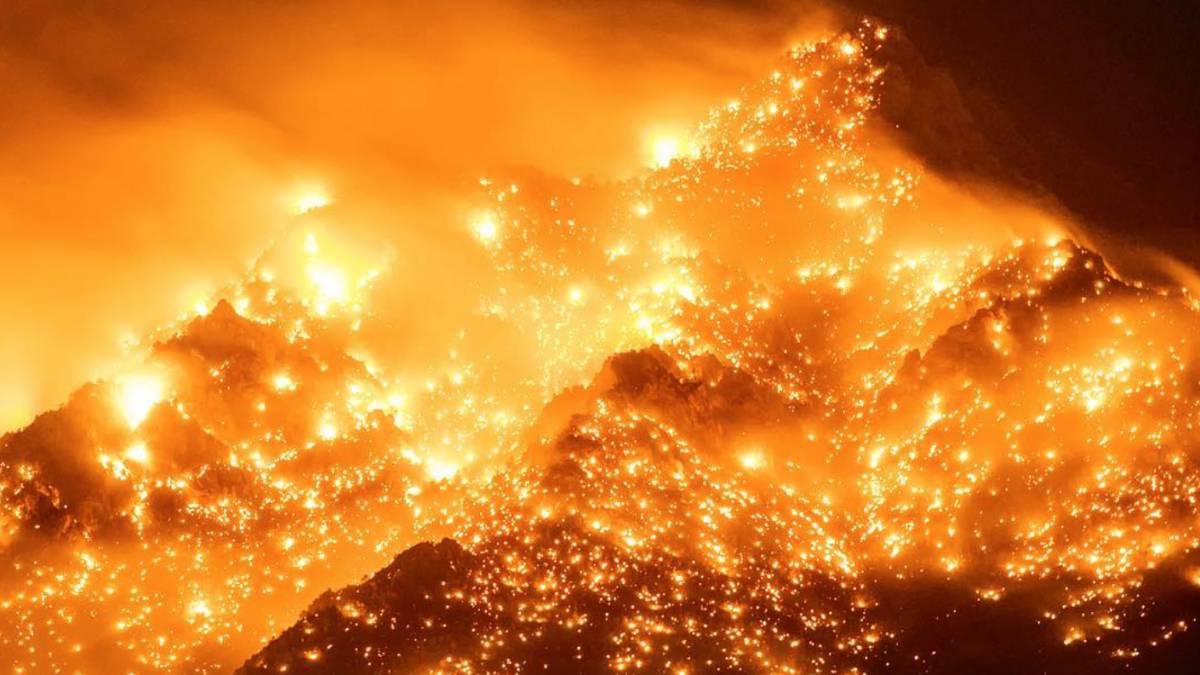 incendio california noche fotoperiodista stuart palley