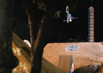 Happy Ride Weekend: victorias de Sergio Layos y Elie Robert