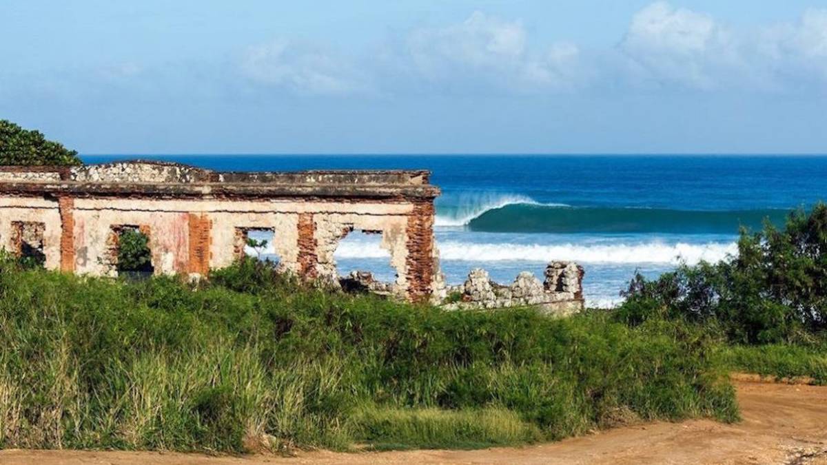 punta borinquen puerto rico reserva mundial surf caribe
