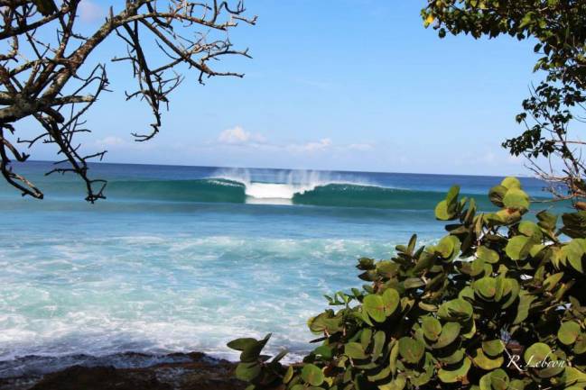 punta borinquen reserva mundial surf wsr picos olas surfing mundial