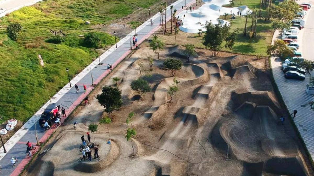 pumptrack dirt jump estepona bowl ruben alcantara foto yoni cadenas instagram