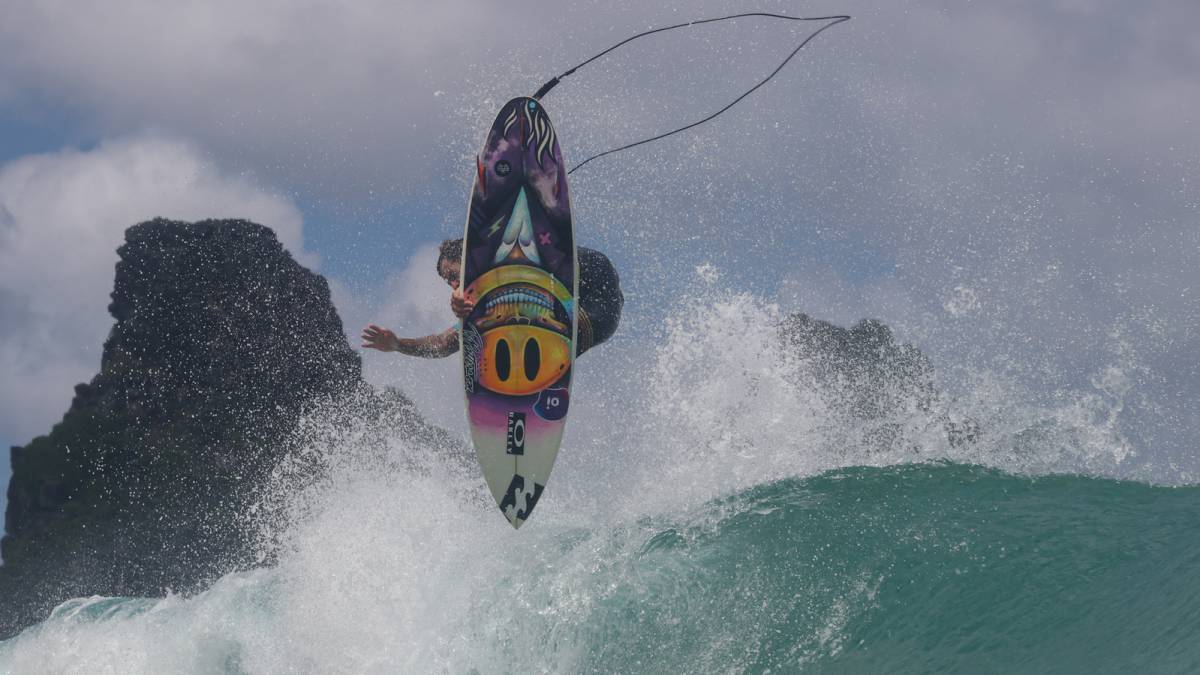 Italo Ferreira, Oi Hang Loose Pro Surf QS6000 WSL
