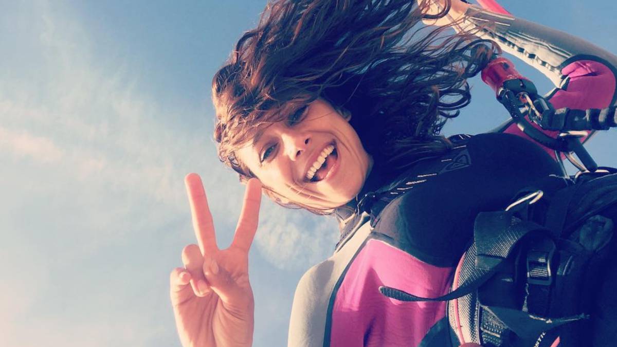 mariam hernandez actriz kite kitesurf neopreno cometa