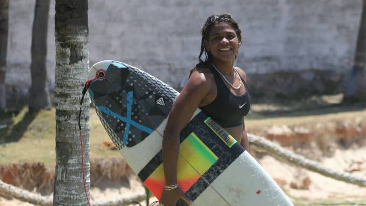luzimara souza surfista brasileña surf rayo fortaleza brasil