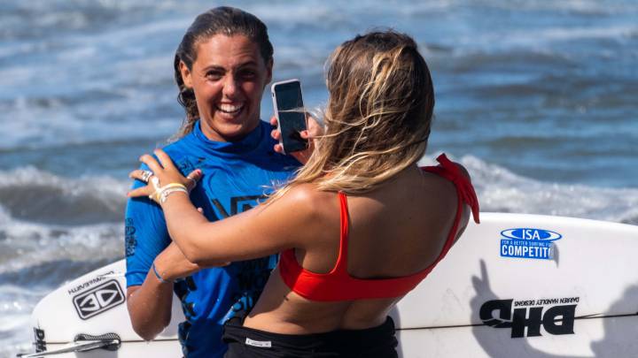 Nadia Erostarbe y Leticia Canales se cuelan en el Top15 de los ISA World Surfing Games