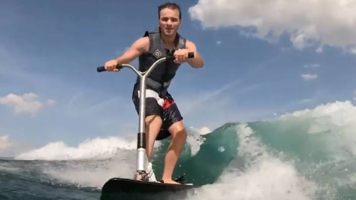 Wakescoot: el invento que funde la magia del wake con las posibilidades del scooter