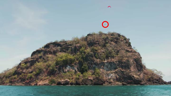 Nick Jacobsen se lanza al mar desde 84 metros de altura