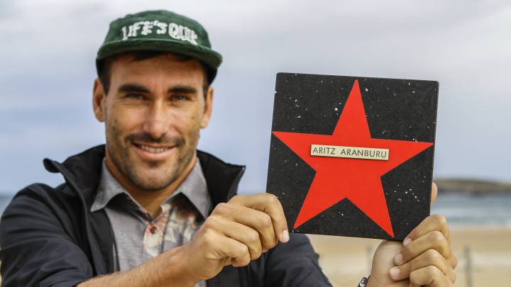 Aritz Aranburu ya tiene un hueco en el Paseo de las estrellas del surf