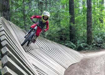 Así monta el jovencísimo prodigio del MTB que está sorprendiendo a medio mundo