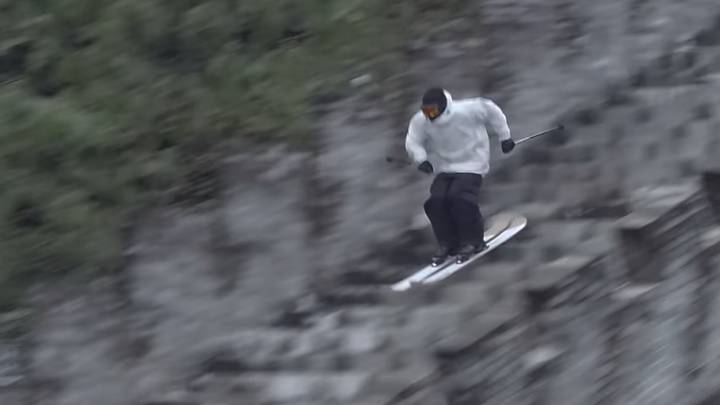 Así esquió Candide Thovex en la Gran muralla china