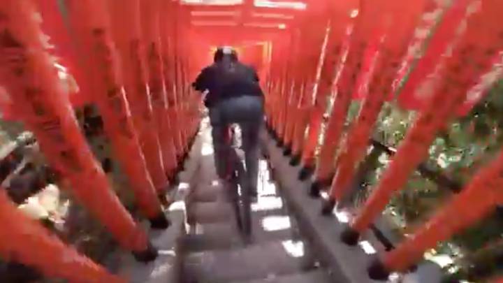Sam Pilgrim sube un vídeo de Japón y lo borra acto seguido acosado por miles de críticas