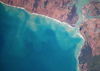 ¿Cómo se ven las mejores olas del mundo desde el espacio?