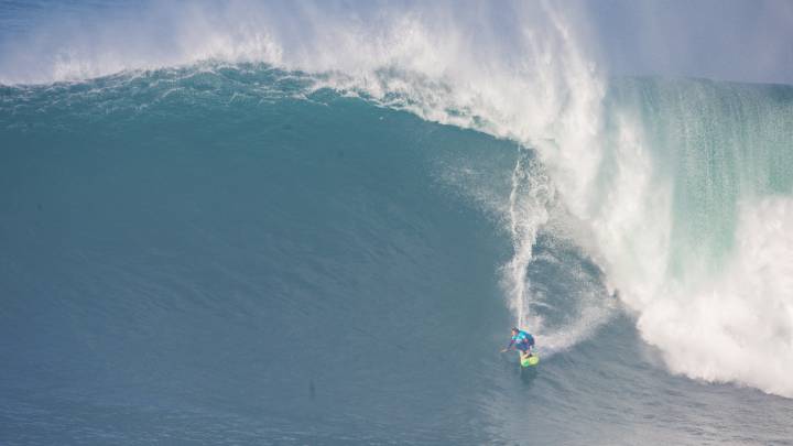 Revive el Nazaré Tow Surfing Challenge