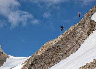 Henry Sildaru persigue a Candide Thovex por La Clusaz