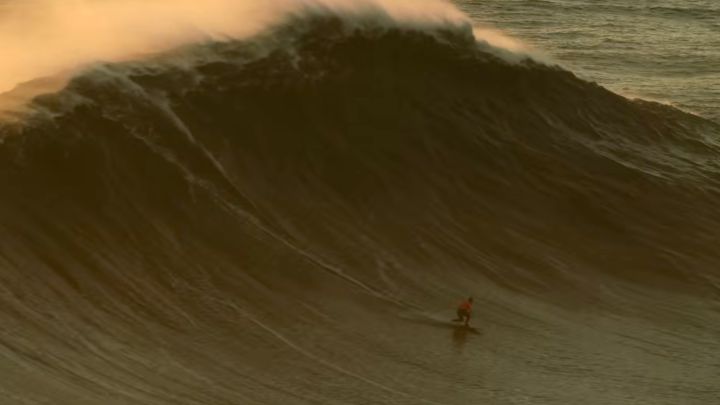 Nazaré o Jaws: ¿cuál de las olas gigantes es la más temible?
