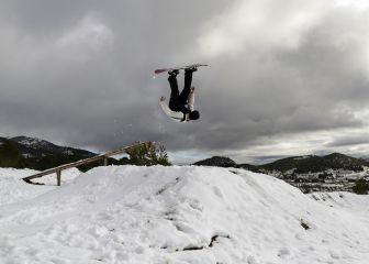 La nieve convierte un bikepark de Valencia en un snowpark