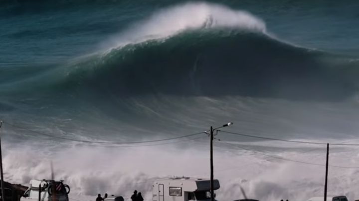 "En Nazaré no va de que la ola te golpee o no, sino de cuándo lo hará"