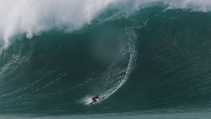 Nazaré no da tregua: olas gigantes para empezar febrero