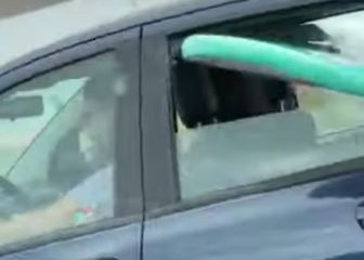 Multan a un surfista viral en Whatsapp por cómo llevaba su tabla en el coche