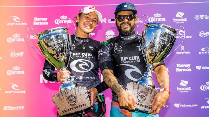 Moore y Ferreira se ganan la licra amarilla en Newcastle