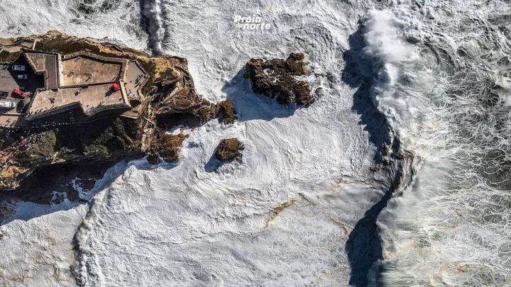 Un submarino nazi, el secreto de la mayor ola del mundo